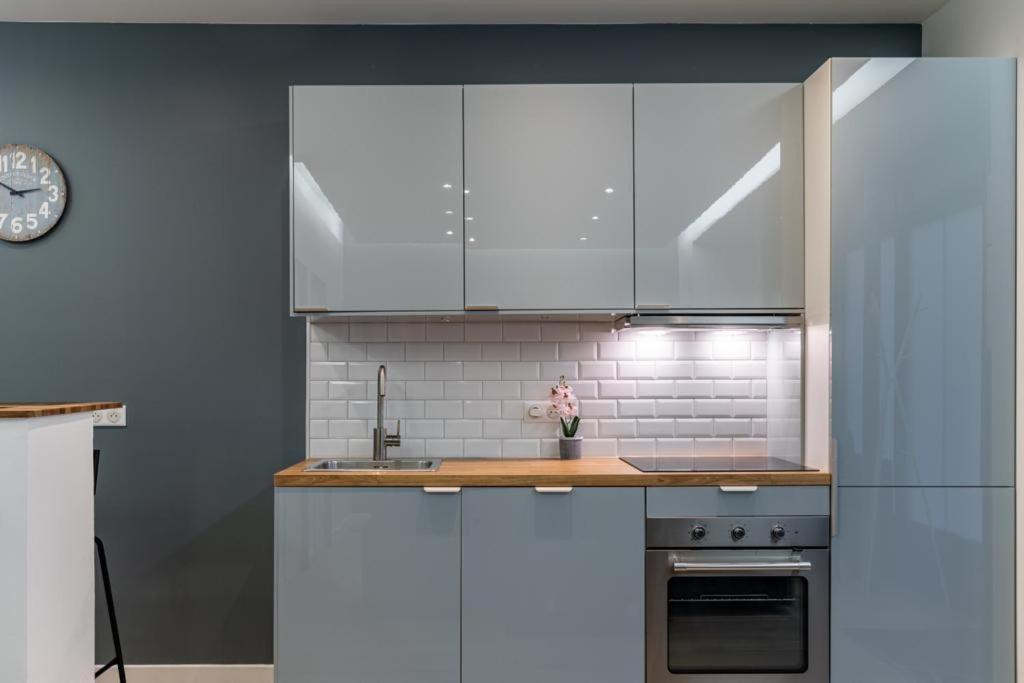 Hsh Batignolles Sauffroy Charming Apartment 8P Paříž Exteriér fotografie