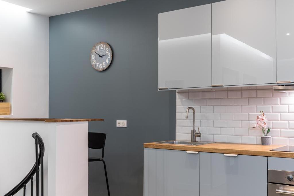 Hsh Batignolles Sauffroy Charming Apartment 8P Paříž Exteriér fotografie